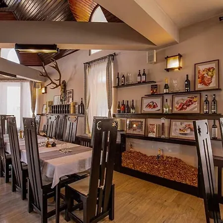 Castel Hotel Sfantu Gheorghe (Covasna)